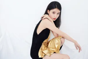 孙怡吊带裙性感写真图片