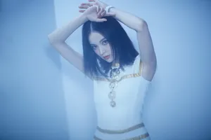 古力娜扎梦幻光影优雅写真图片_8
