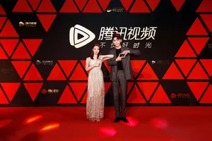 熊梓淇内敛绅士风写真图片_6
