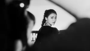 林允性感优雅活动图片