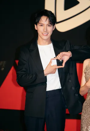 赖艺2019腾讯视频年度活动照图片