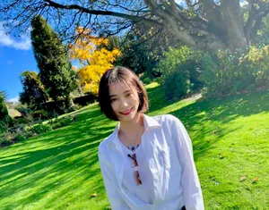 SNH48许佳琪皇后镇旅拍图片_5
