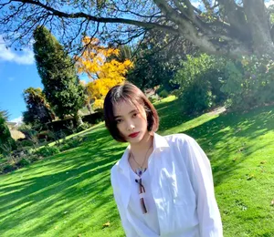 SNH48许佳琪皇后镇旅拍图片_6