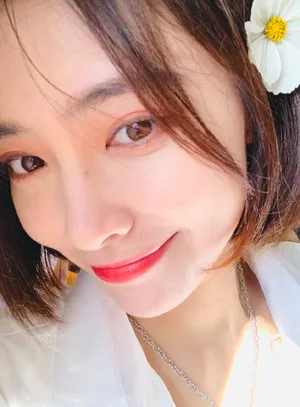 SNH48许佳琪皇后镇旅拍图片_7