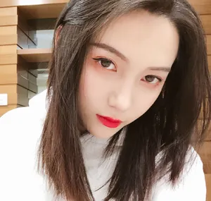 SNH48陆婷生活自拍照图片_2