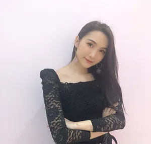 陆婷蕾丝蛮腰性感图片_2