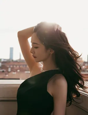 杨幂性感优雅写真图片_2