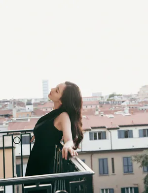 杨幂性感优雅写真图片_7