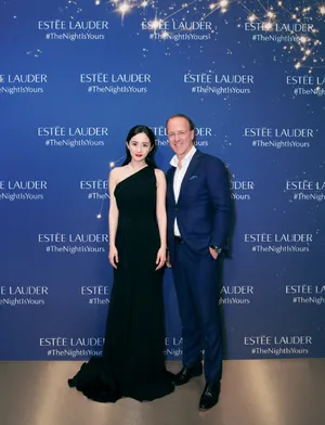 杨幂优雅迷人活动照图片