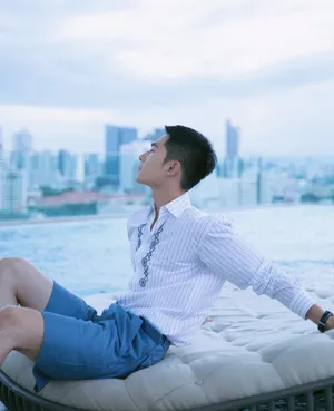 杨洋清爽帅气图片_1