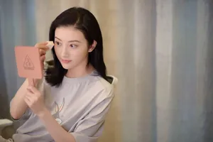 景甜甜美俏皮图片_6