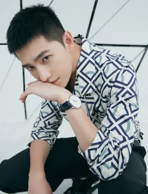 杨洋帅气格子衫写真图片_4
