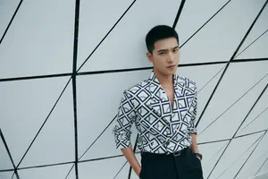 杨洋帅气格子衫写真图片_8