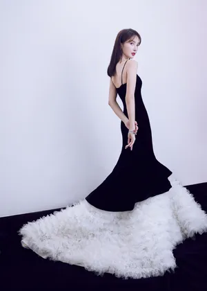 金晨优雅长裙性感写真图片_3