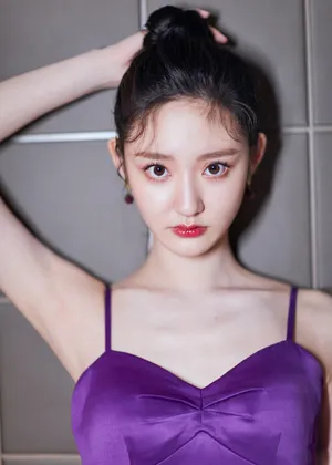 王莫涵微博之夜甜美写真图片_3