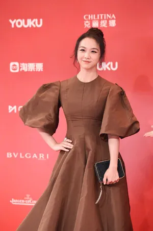 汤唯上海电影节简洁大气写真图片_8
