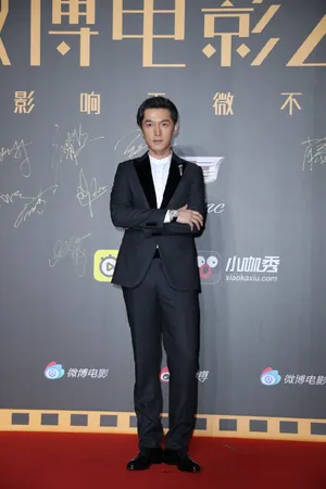 胡歌电影微博之夜帅气图片_3
