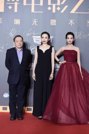 李一桐微博电影之夜性感图片