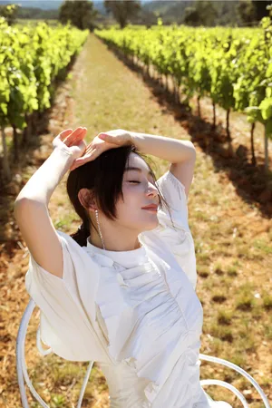 袁姗姗田园风清新写真图片_3