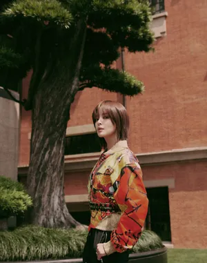辛芷蕾酷美时尚写真图片_1