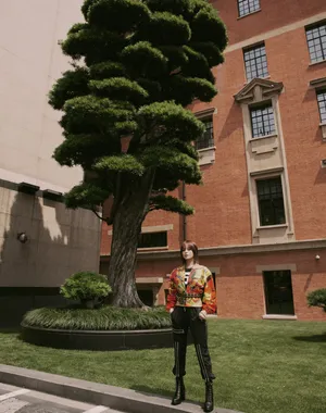 辛芷蕾酷美时尚写真图片_8