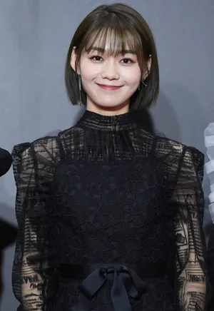 火箭少女101微博电影之夜红毯照图片_12