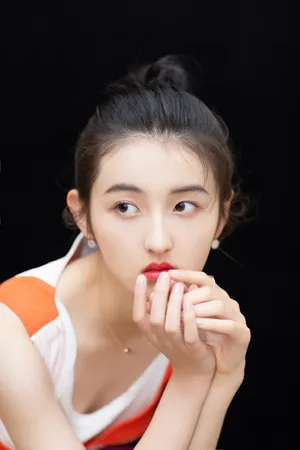 张子枫元气俏皮写真图片_7
