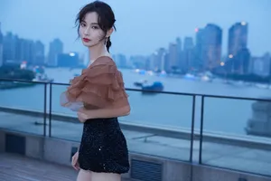 施诗灵动光影写真图片_1