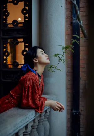 李梦性感优雅写真图片_4