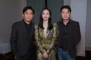 姚晨端庄性感活动照图片_1
