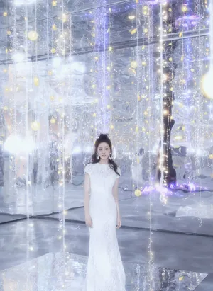 祝绪丹草莓味甜美写真图片