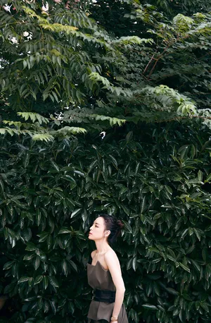 张静初清爽利落写真图片