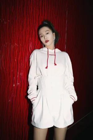 谭维维性感妩媚写真图片