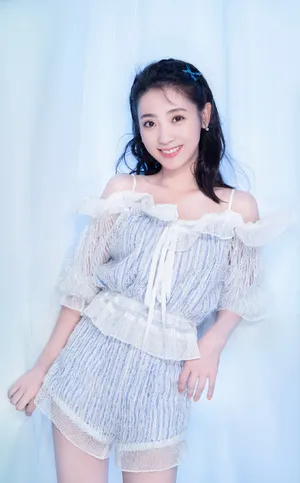 邢菲甜美元气写真图片_2