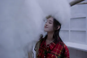 蒋依依甜美养眼时尚写真图片