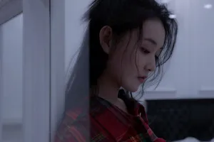 蒋依依甜美养眼时尚写真图片_2