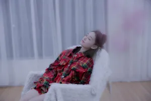 蒋依依甜美养眼时尚写真图片_3