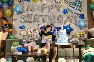 张雪迎生日会清秀图片_2