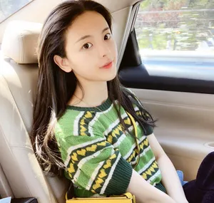 杨超越学生制服甜美性感图片_4