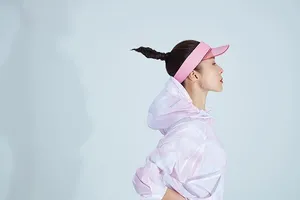 江一燕运动风阳光性感写真图片_3