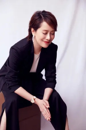海清西装干练气质写真图片