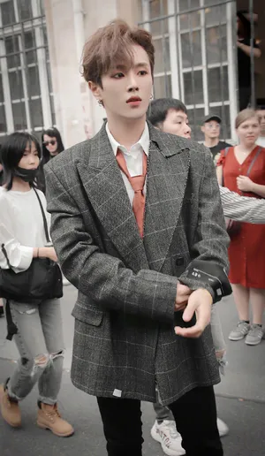 李汶翰巴黎时装周图片_6