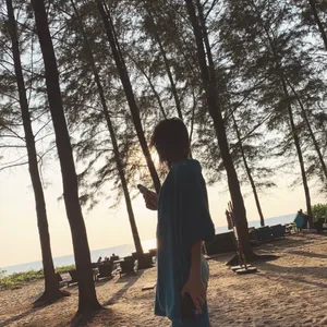李沐宸海边甜美自拍图片_4