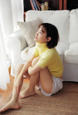 李沐宸轻甜居家写真图片_3