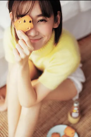 李沐宸轻甜居家写真图片_4