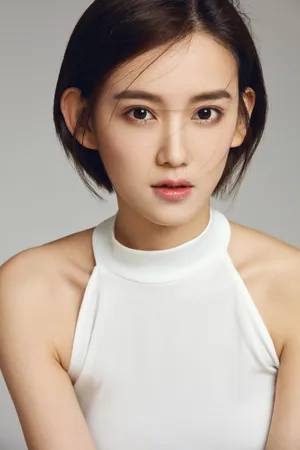 李沐宸简约时尚写真图片