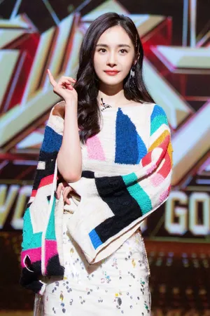 杨幂娇俏妩媚节目剧照图片_6