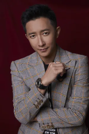韩庚乐华十周年演唱会帅气图片_2