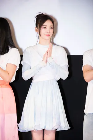 袁姗姗电影小Q首映礼甜美图片_6