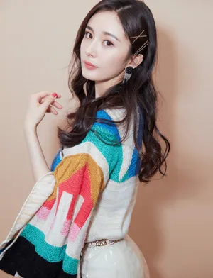 杨幂性感靓丽写真图片_7